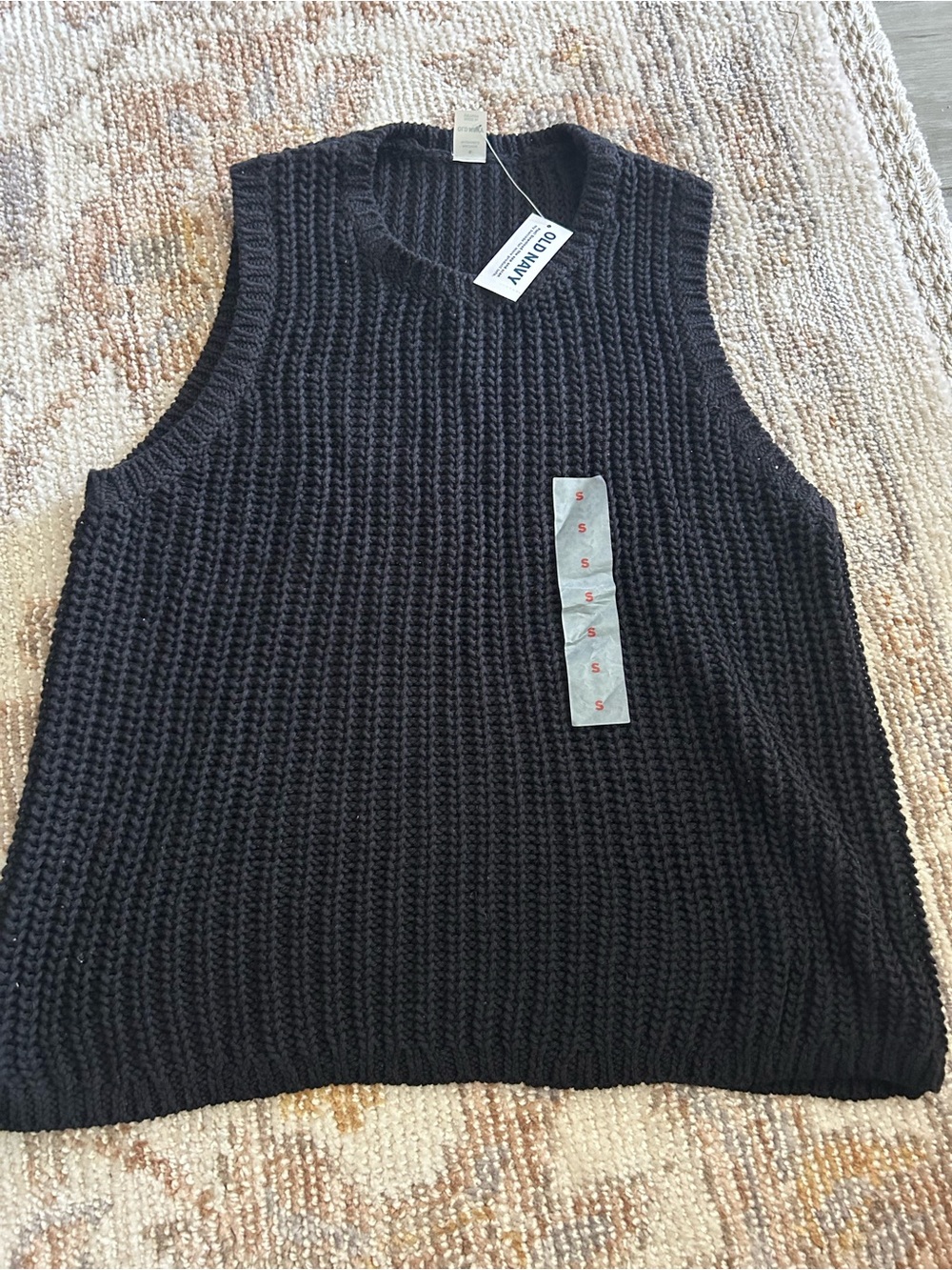 Old Navy womens Black Chunky Knit Sleeveless Sweater Vest